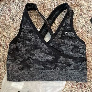 gymshark adapt camo bra